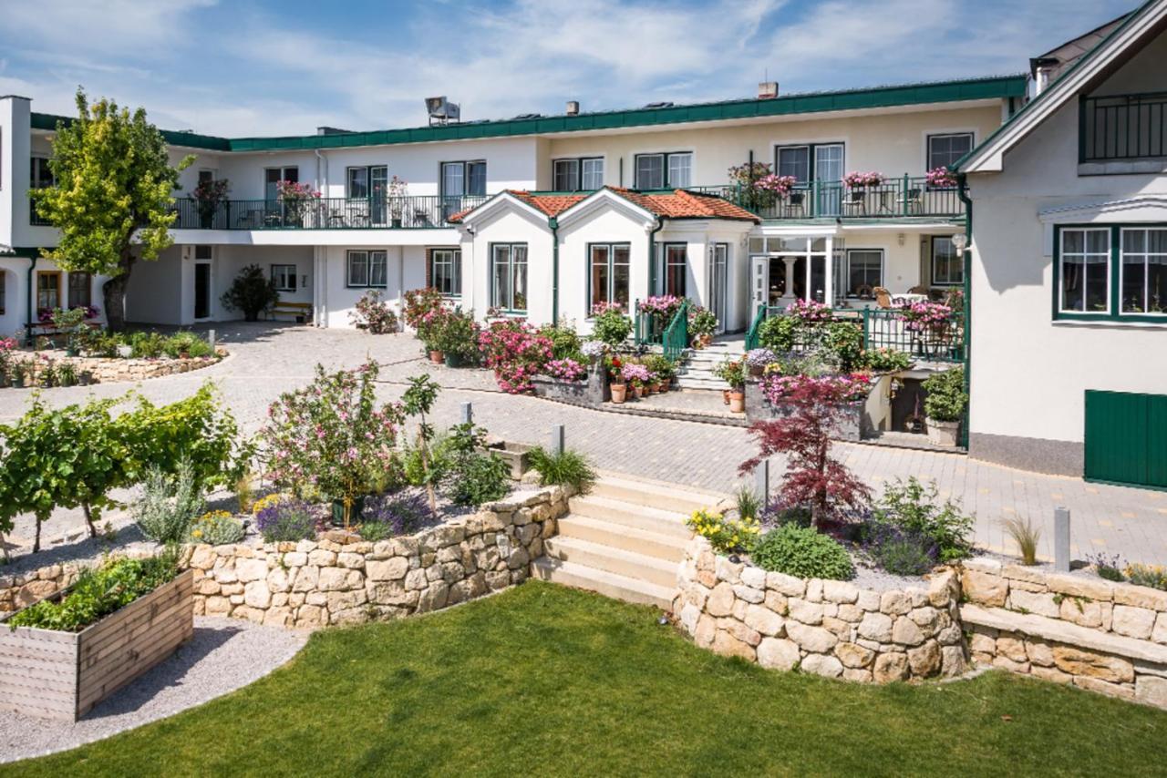 Haus Kranixfeld-Fischl Mörbisch am See Exterior foto